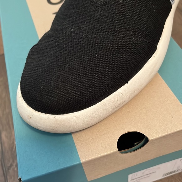 TOMS canvas slide on - Picture 5 of 7